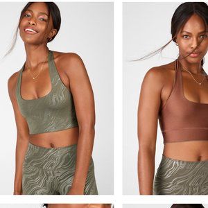 Fabletics Set in Marbleize Green: high-waisted 7/8 leggings & reversible bra